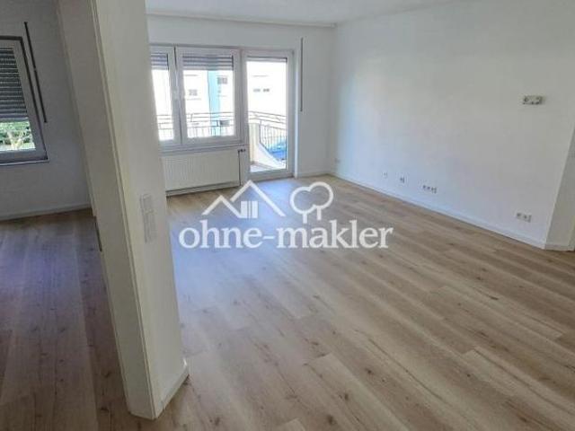2 Zimmer in Bergfelde Hohen Neuendorf mit TG Stellplatz NEUE Einbauküche und Balkon