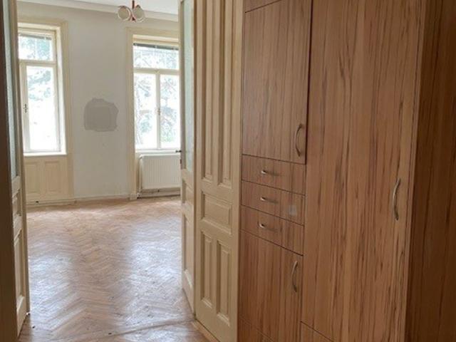2 Zimmer Loggia Wohnung mit Grünblick in Hütteldorf