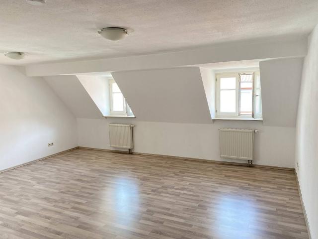 2 Zimmer Maisonettenwohnung im Herzen von Möhringen