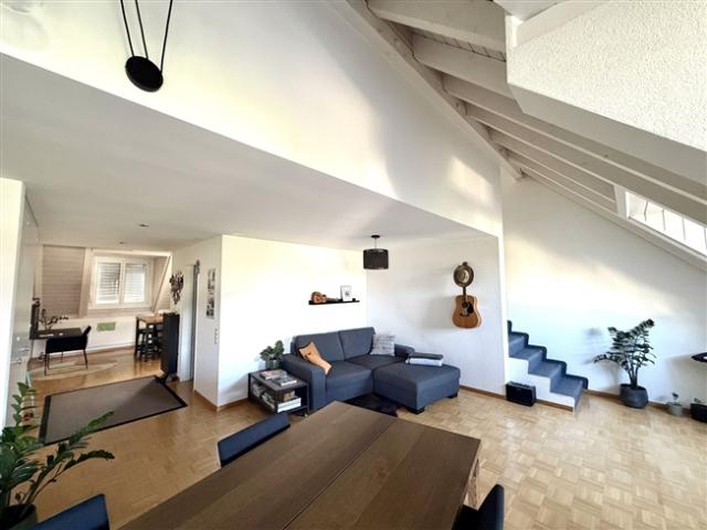 2½ ZIMMER MAISONETTEWOHNUNG IN WATT ZH, MÖBLIERT, TEMPORÄR