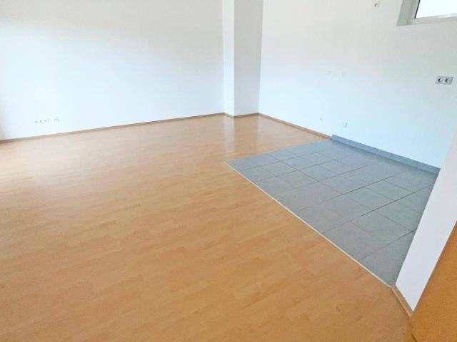 2 Zimmer mit Sübalkon