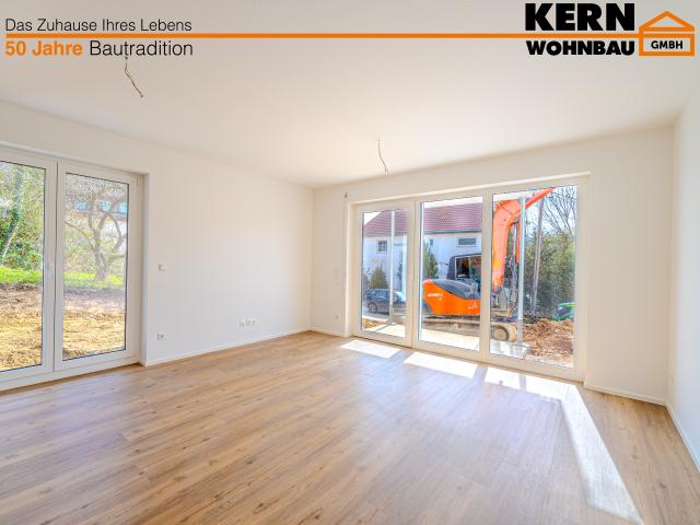 2 Zimmer Neubauwohnung mit Terrasse + schönem Gartenanteil Haus II