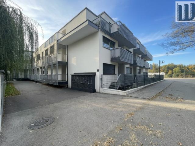 2 Zimmer Penthouse in Leobersdorf: 2 Balkone, Garage, Fußbodenheizung!