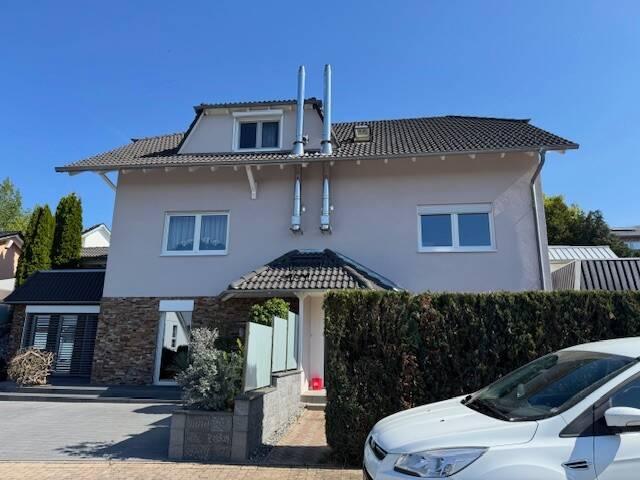 2 Zimmer Souterrainwohnung in gepflegtem Mehrgenerationenhaus