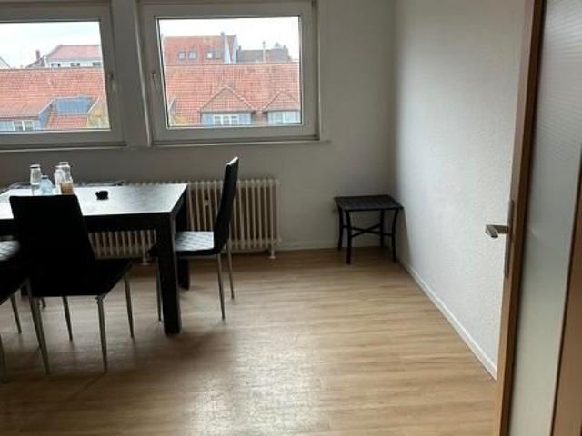 2 Zimmerdachgeschosswohnung im Zentrum von Peine mit Einbauküche ab15.04.26
