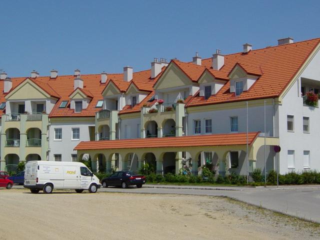 2 Zimmerwohnung im DG mit Loggia
