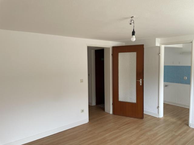 2 Zimmerwohnung im Souterrain sofort bezugsfertig