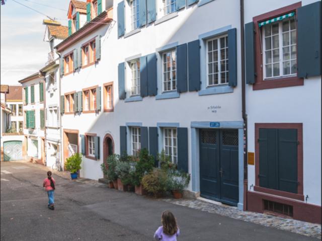 2 Zimmerwohnung in der Altstadt befristet bis Ende Januar 2027