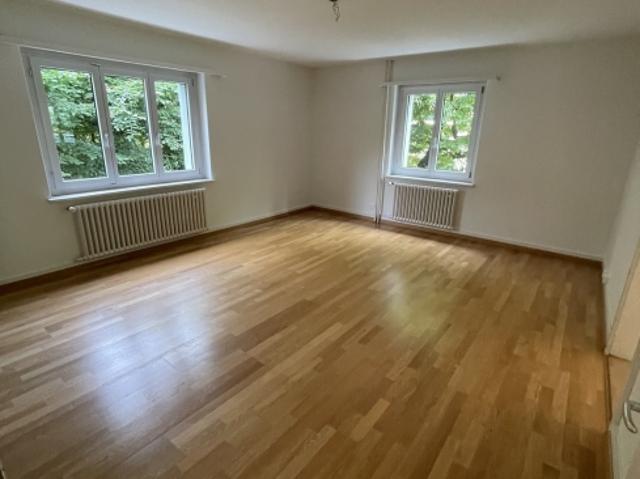 2 Zimmerwohnung in Zürich befristet bis 31.03.2027