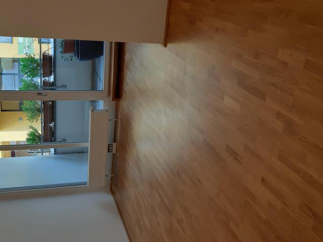 2 Zimmerwohnung mit Loggia in verkehrsgünstiger Lage