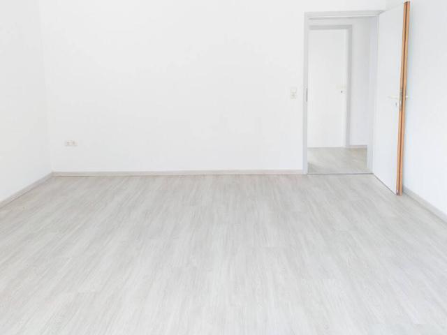 2 ZKB im 1. OG mit schicker Einbauküche in der Ortsmitte von Asbach Bäumenheim