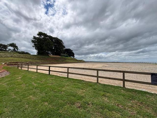 2 046 m² Land available in Seaton Estate