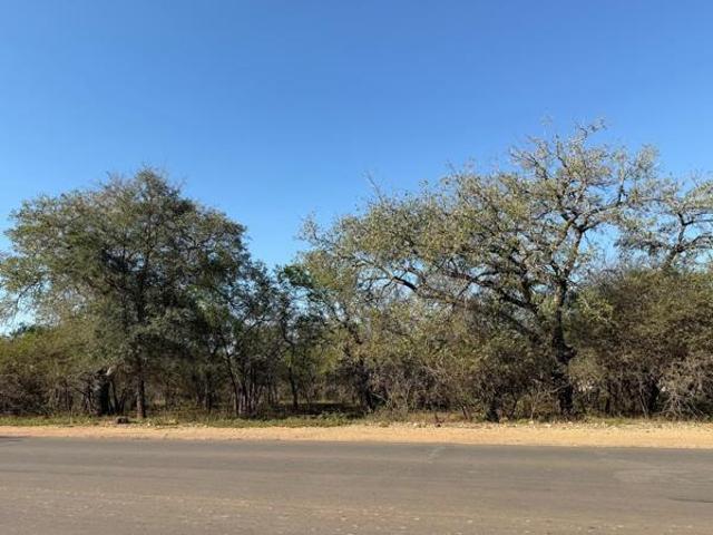 2 052 m² Land available in Marloth Park