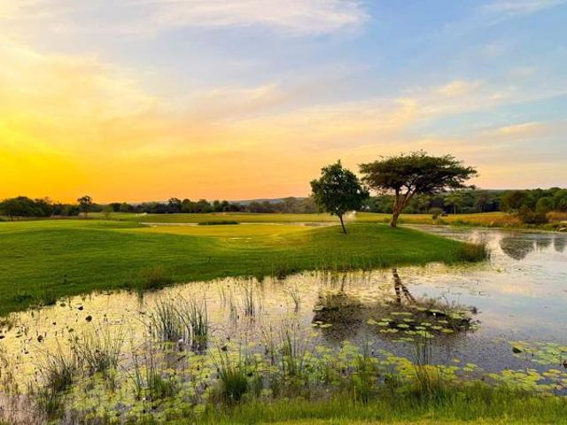 2 000 m² Land available in Koro Creek Golf Estate