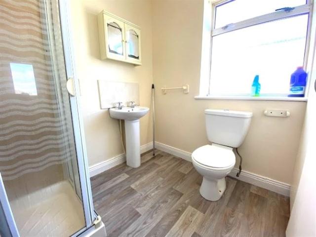2,000 / month | Cromwellsfort Road, Walkinstown, Dublin 12 Ray Cooke Auctioneers 5014 MyHome. Ie Lettings