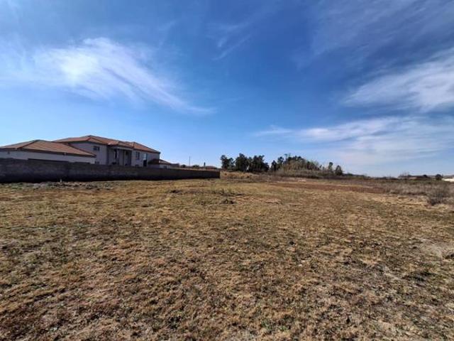 2 024 m² Land available in Henley on Klip