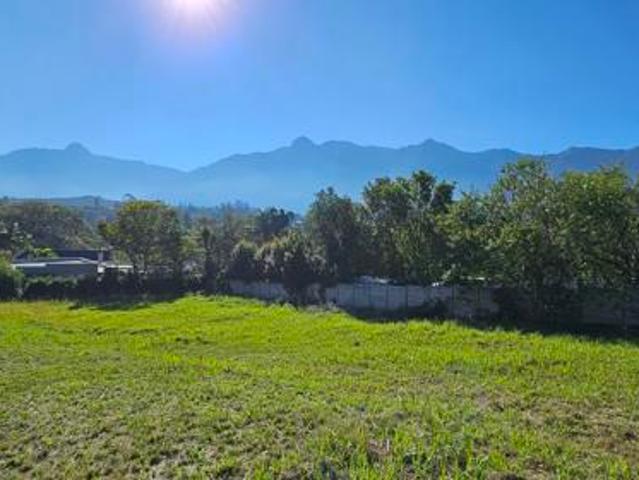 2 140 m² Land available in Swellendam