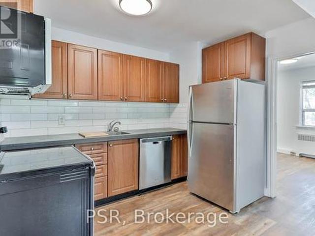 2 170 Holborne Avenue, Toronto, ON, M4C 2R6 house for lease | Listing ID E13450 | Royal LePage