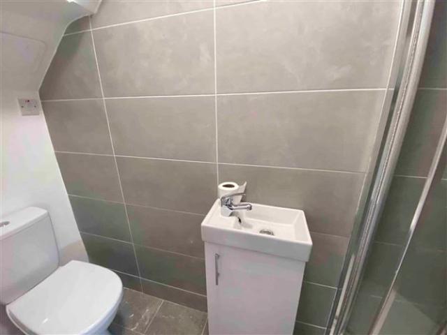 2,100 / month | Armagh Road, Crumlin, Dublin 12 Ray Cooke Auctioneers 4760 MyHome. Ie Lettings