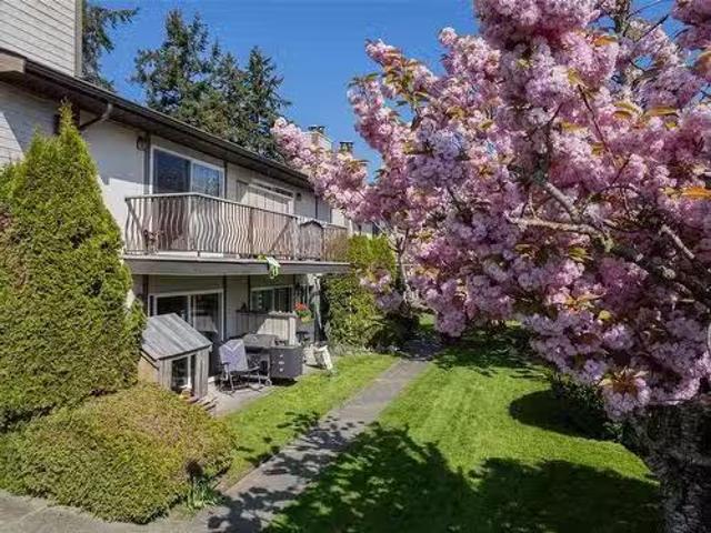 2 1040 Trunk Rd, Duncan, BC, V9L 2S5 Single Family Property.