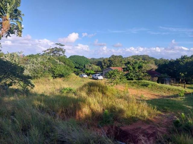 2 104 m² Land available in Palm Beach