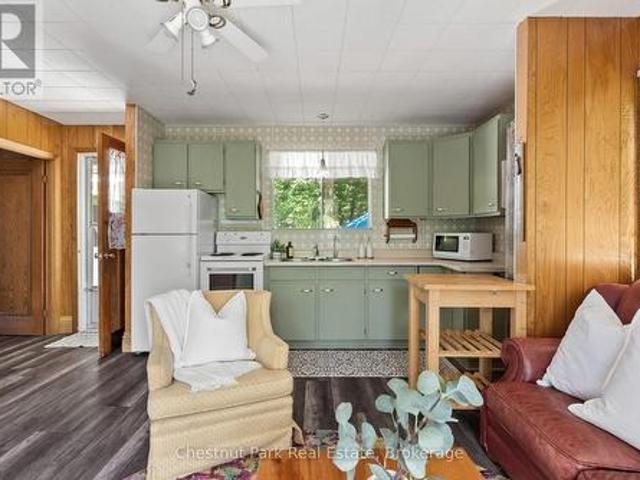 2 1185 North Kahshe Lake Road, Gravenhurst Morrison, ON, P0E 1G0 house for sale | Listing ID X13504 | Royal LePage