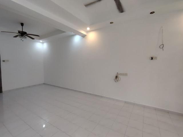 2 12 Storey Terrace Taman Dahlia Bukit Beruang