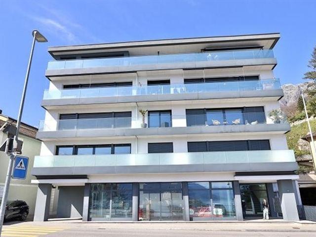 2 1/2 Zimmer Wohnung mit Terrasse / appartamento di 2 1/2 locali con terrazza