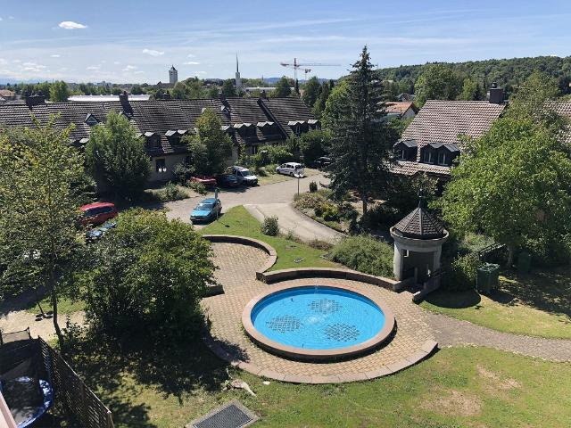 2 1/2 Zimmer Wohnung mit sonnigem Balkon