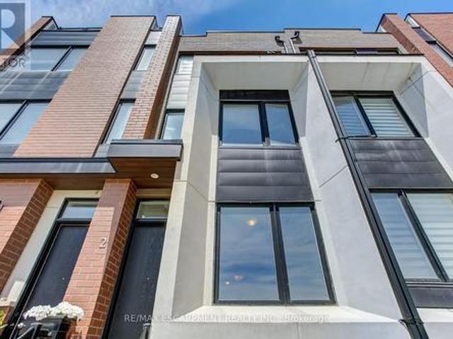 2 130 Frederick Tisdale Drive, Toronto, ON, M3K 0A5 house for lease | Listing ID W13644 | Royal LePage