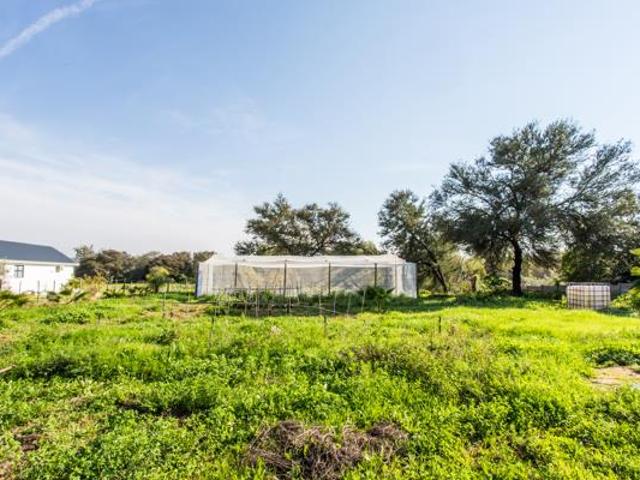 2 132 m² Land available in Oudtshoorn North
