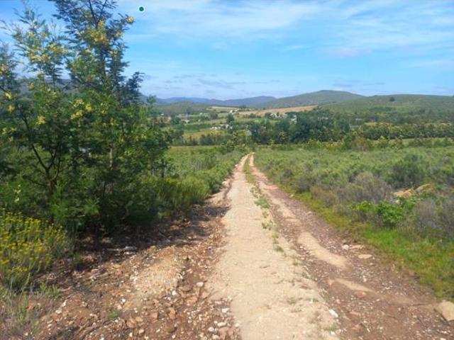 2.1 ha Land available in Oudtshoorn