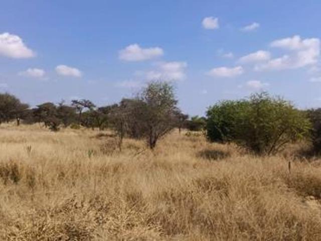 2.1 ha Land available in Palmietfontein AH