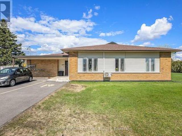 2 2461 Dunning Road, Ottawa, ON, K0A 3E0 house for lease | Listing ID X13050 | Royal LePage