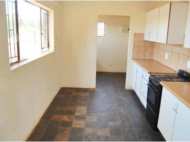 2 260 m² Land available in Northam