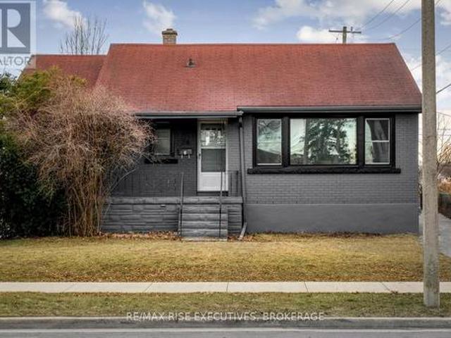 2 26 Ruskin Street, Kingston East Of Sir John A. Blvd, ON, K7K 2N3 investment for lease | Listing ID X13054 | Royal LePage