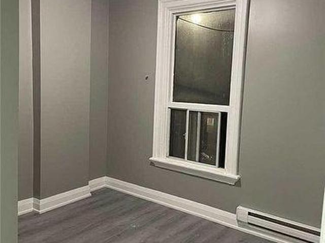 2 271 Dunn Avenue, Toronto, ON, M6K 1L9 house for lease | Listing ID W13075 | Royal LePage