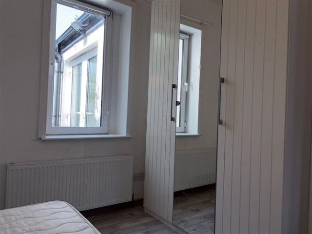 2,200 / month | 44 Arklow Street, Arbour Hill, Stoneybatter, Dublin 7 BROE Auctioneers 4719 MyHome. Ie Lettings