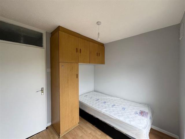 2,200 / month | St Johns Green, Clondalkin, Dublin 22 Ray Cooke Auctioneers 5014 MyHome. Ie Lettings
