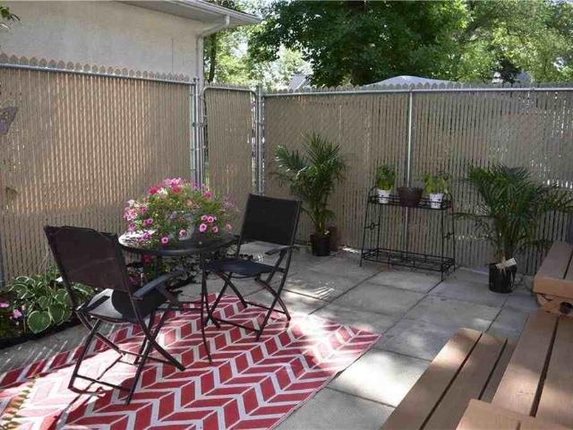 2 227 Edison Avenue 3 Bedroom Home for Rent at 227 Edison Ave, Winnipeg, MB R2G 0L5 Rossmere