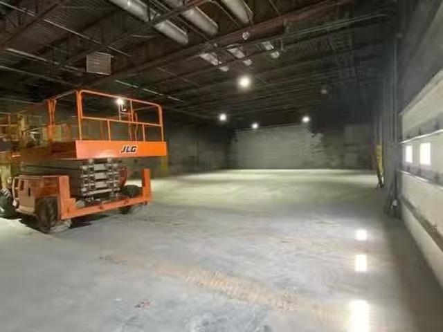 2 235 Rue St Louis, Warwick, QC, J0A 1M0 commercial for leas.
