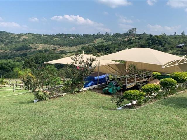 2.2 ha Farm in White River AH
