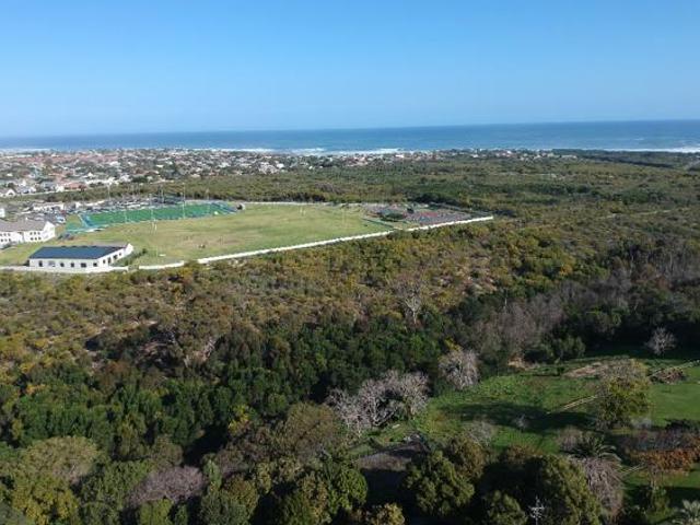 2.2 ha Land available in Onrus