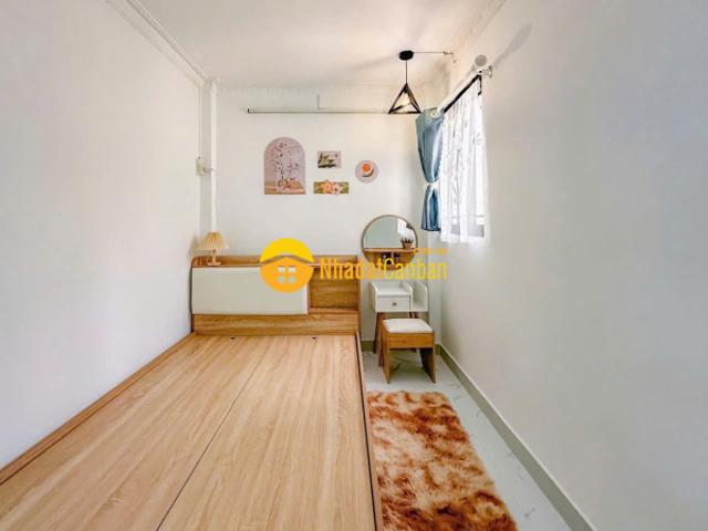 2.2 tỷ nhà gần vòng xoay phú lâm q6 dtsd 48m2 2pn 3wc hướng đông nam