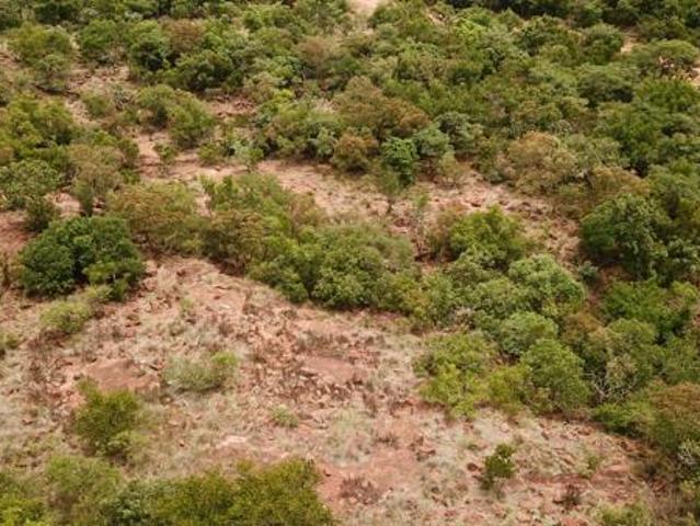 2 377 m² Land available in Verloren Estate
