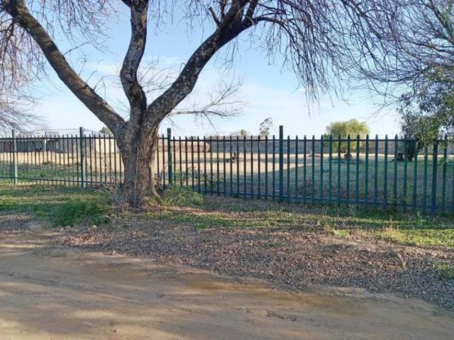 2 380 m² Land available in Deneysville