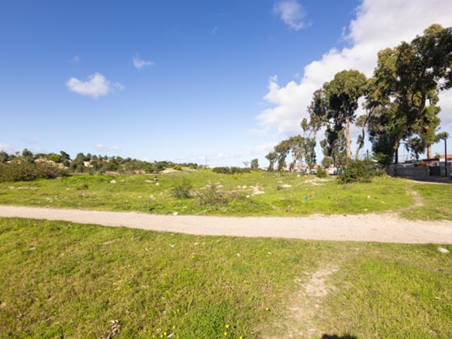 2 389 m² Land available in Fountain Village