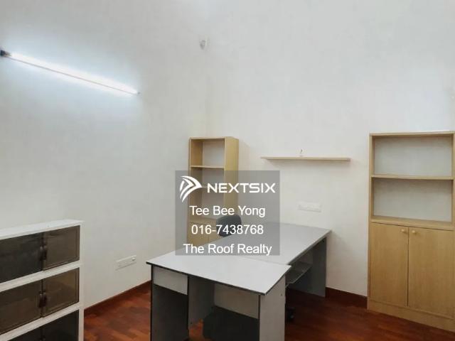 2,303 sqft, 3rooms, 1 study, 5 Bathrooms, Partially Furnished