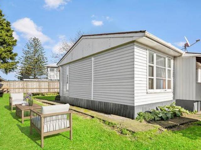 2 300 Panama Road Mt Wellington