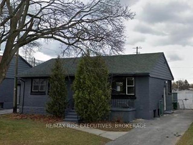 2 30 Ruskin Street, Kingston East Of Sir John A. Blvd, ON, K7K 2N3 investment for lease | Listing ID X13545 | Royal LePage